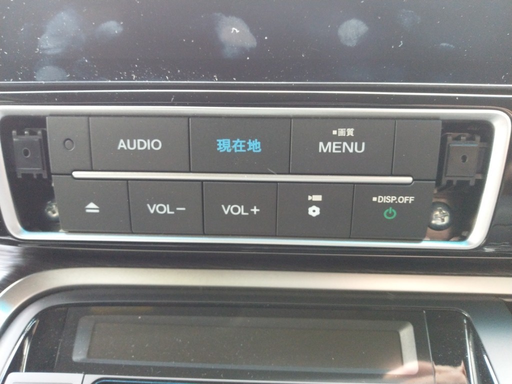 VXU－187SWiにテレビ/ナビキットを取り付け（ホンダ