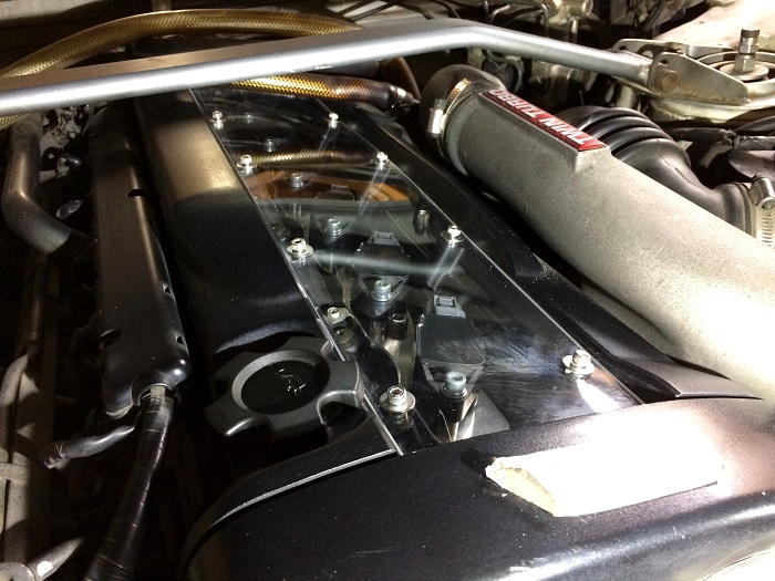 クリア プラグカバー取り付け（日産 スカイラインGT‐R・R32