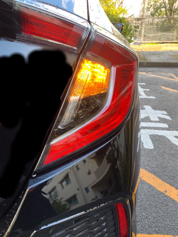 テールランプの一部をスモーク化 part2（ホンダ シビック