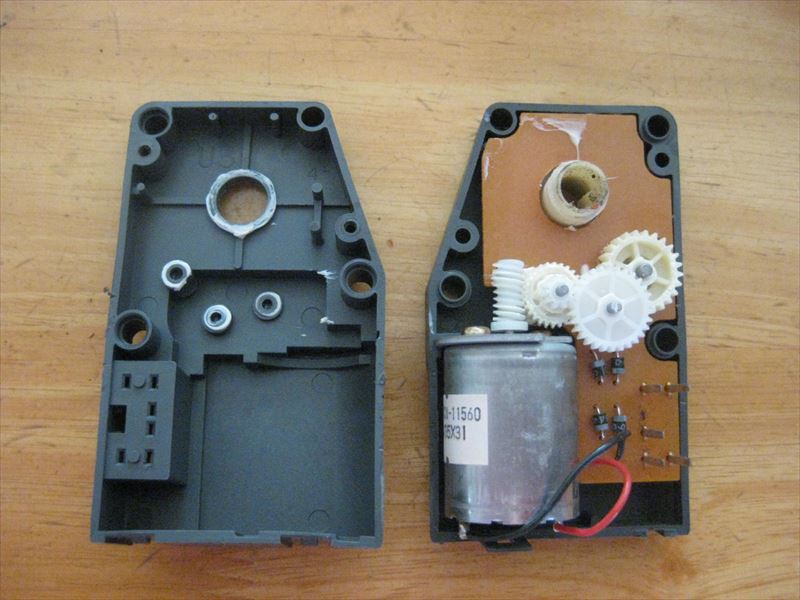 エアミックスアクチュエーターの修理 2回目（日産 スカイライン