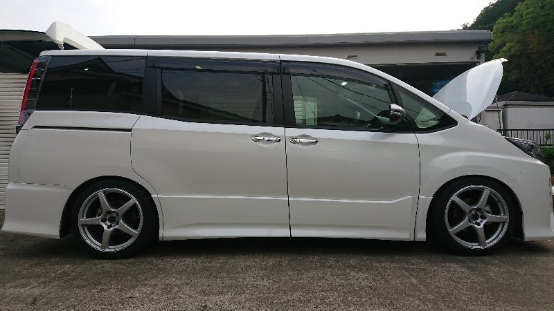 車高調整 トヨタ ノア By まーた みんカラ