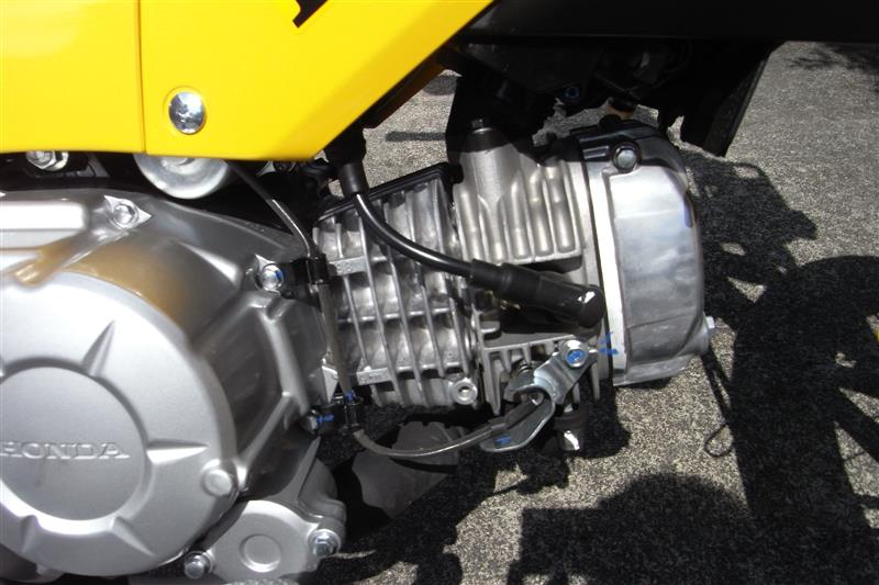 プラグ交換 イリジウムプラグへ ホンダ クロスカブ Cc110 By Tattsu Nono みんカラ