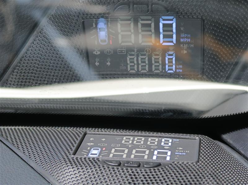 HUDヘッドアップディスプレイの取付 その2（トヨタ C-HR