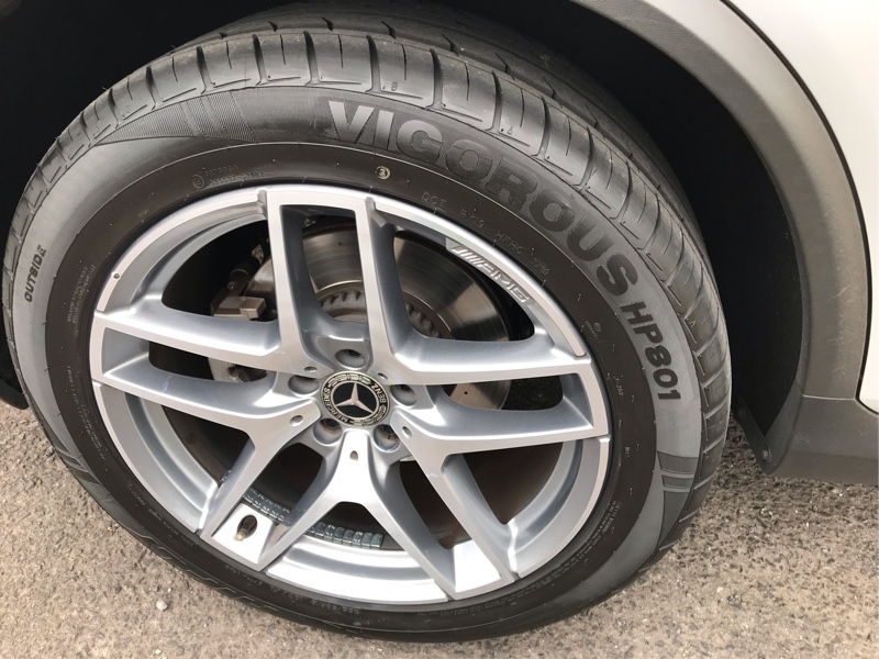 4.6万キロで、後輪交換 255/50R19 107V XL HIFLY HP801 