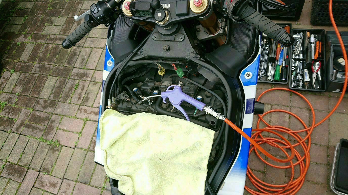 スロットルボディ清掃 三回目 その1（スズキ GSX-R1000）by