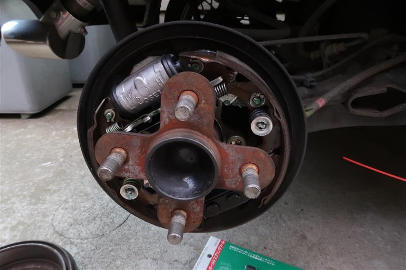 リアブレーキシュー交換(ダイハツ ソニカ・L405S/415S)by capicapi ...