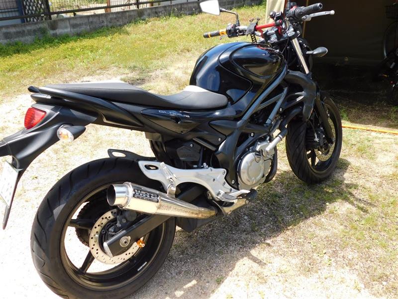 SUZUKI グラディウス400 ヨシムラマフラー、フェンダーレス