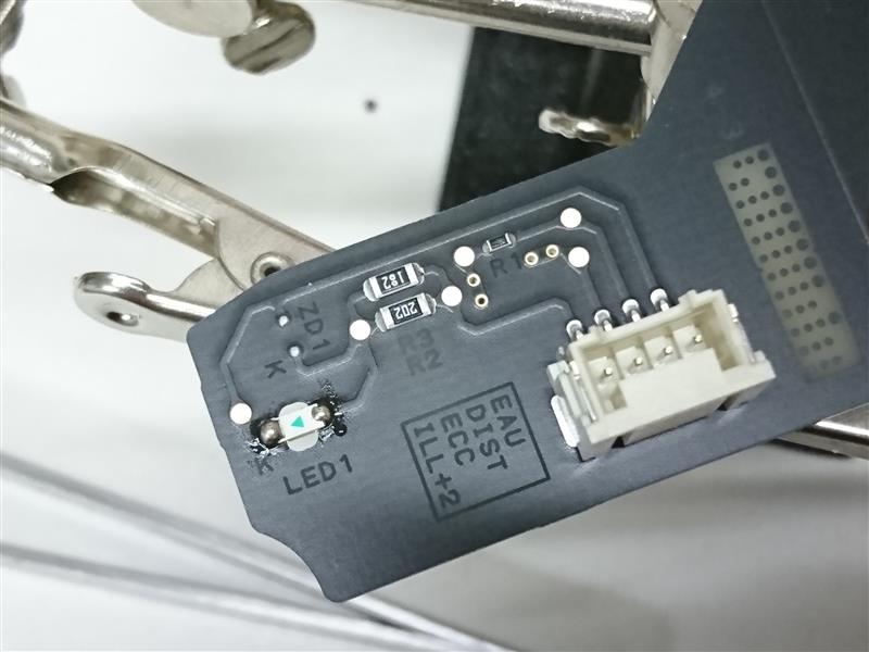 ステアリングスイッチ LED打ち替え編（トヨタ ハイエースバン