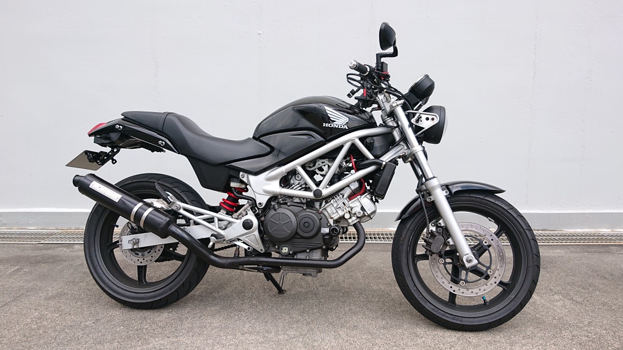 アンコ抜き VTR250F VTR250-F あんこ抜き加工 シート ローシート化 ...