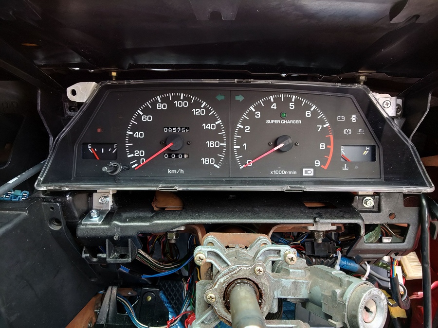 送料込み トヨタ 純正 AE86 レビン スピードメーター アペックス