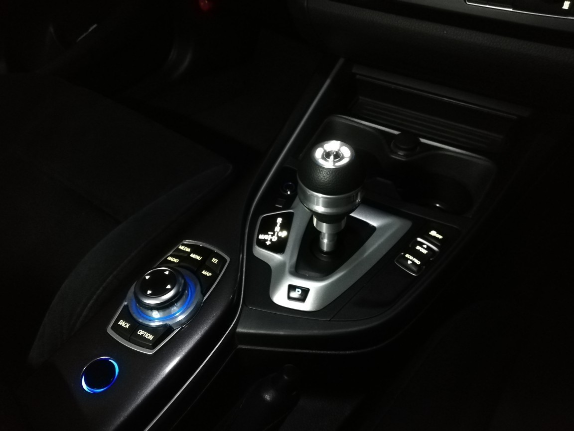 シフトレバー の17 完結❗（BMW 1シリーズ ハッチバック・F20