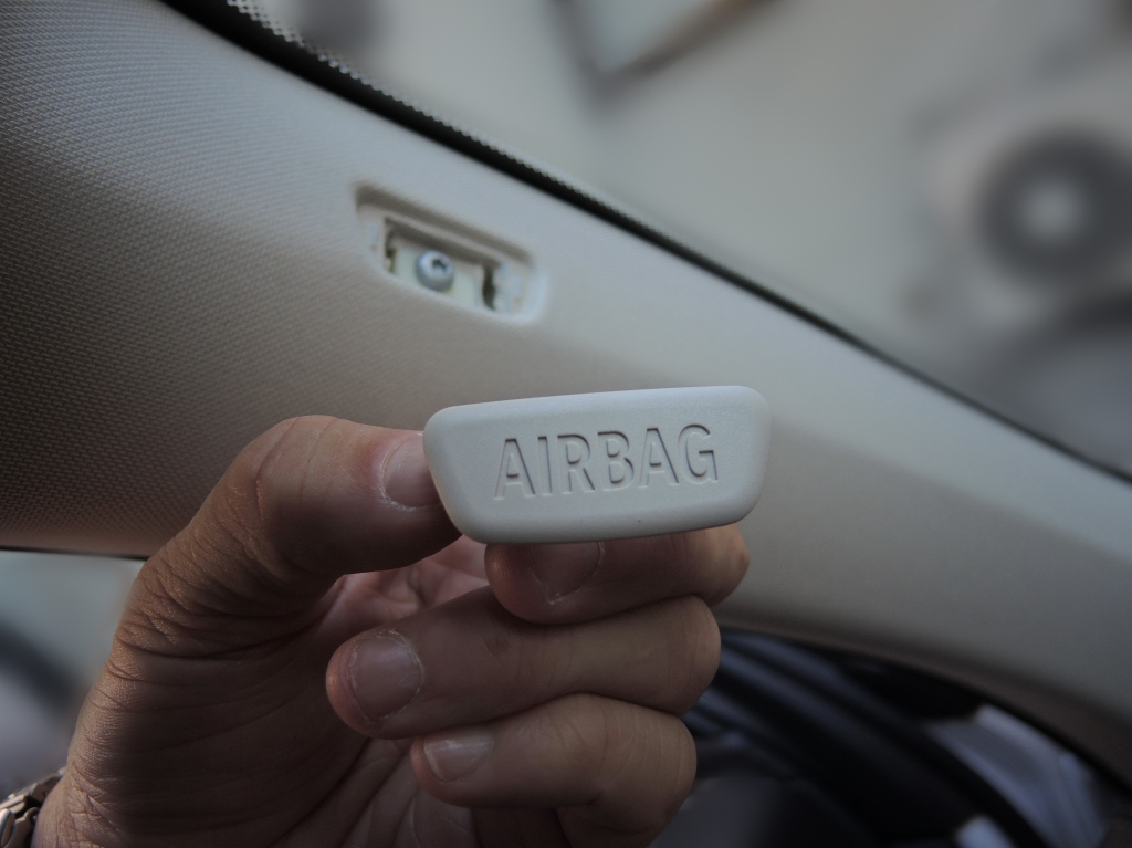 BMW(純正) ドラレコAdvanced Car Eye 2 の取り付け その3（BMW 7