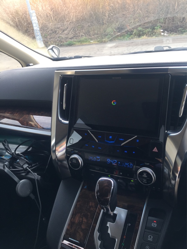 車内でNetflixを試みる(トヨタ アルファード・30系)by オトパパ 車内でNetflixを試みる(トヨタ アルファード・30系)by オトパパ