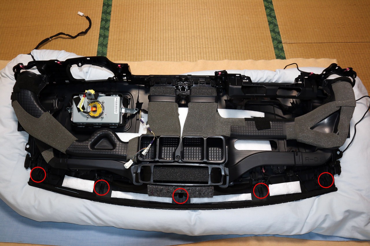 取引場所 南観音 A2408-321 スポットエアコン SR-P20YE6 汚れキズ多い ダクトが途中で切れています。 動作確認済みです。 エアコンガス残量は不明です。 - その他