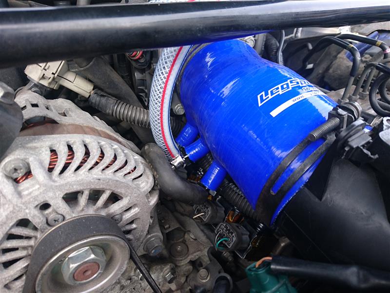 LEG MOTOR SPORT ハイパーシリコンサクション 取り付け（マツダ
