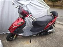 V125G]外装をブルーメタリックからワインレッドに交換（スズキ