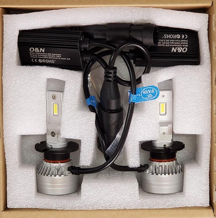 バラストをバラして～D2S LED取付①（三菱 デリカD:5・CV1W/CV2W