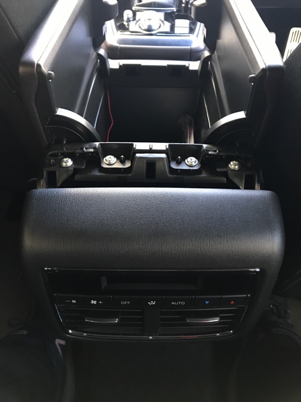 CarPlay レトロフィットキット取付（マツダ CX-8・KG）by Zoom