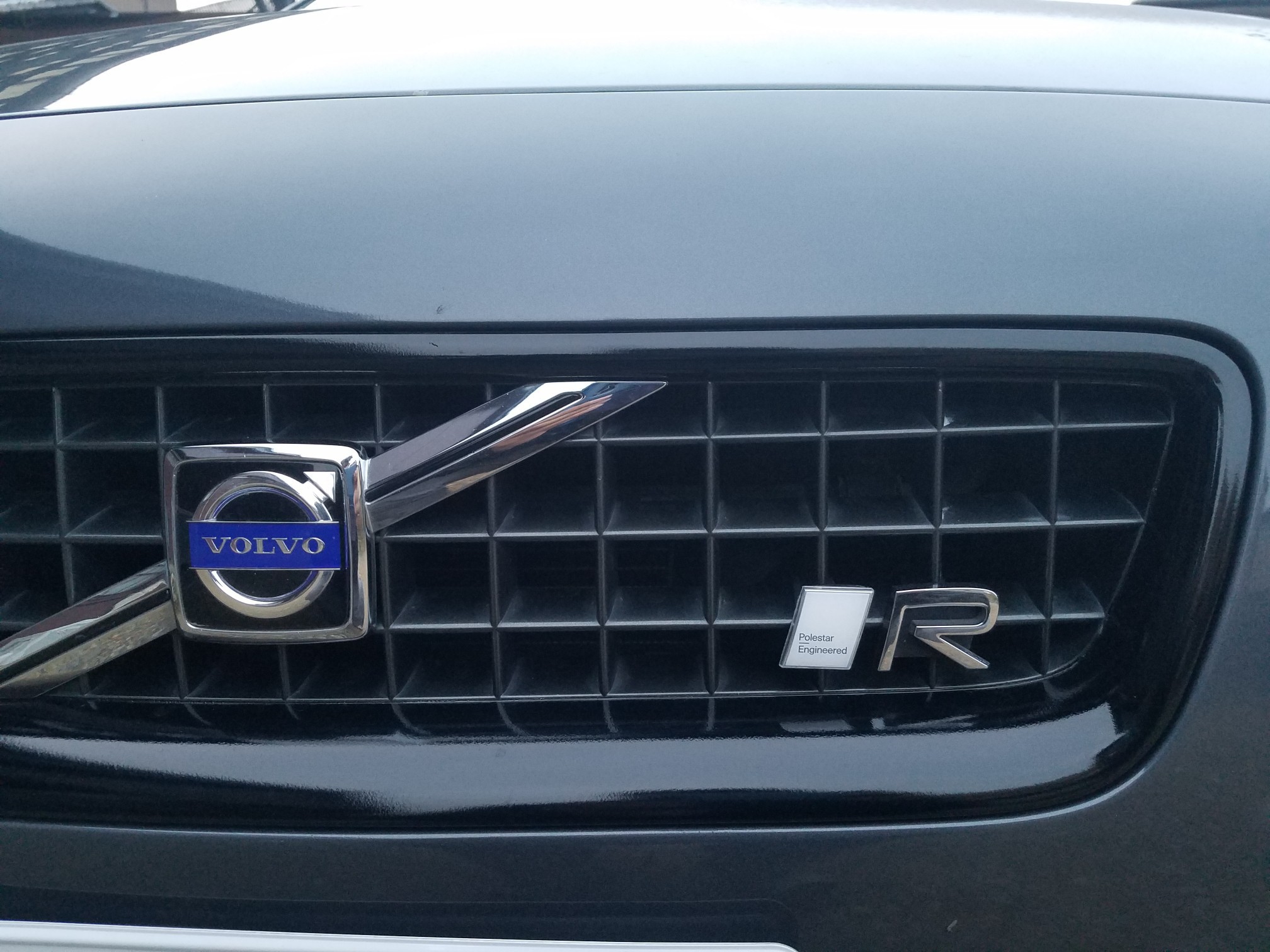 VOLVO V70 SB後期 ERST メッシュ グリル 塗装済 ERST V70 （SB） 「FRONT GRILLE」 フロント グリル : 何
