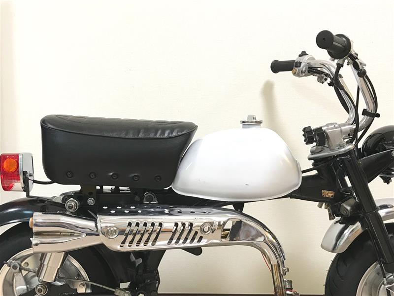 社外4L風シートを、ひと工夫して取り付ける（ホンダ モンキー