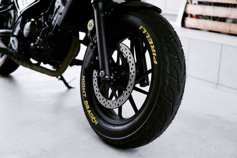 レブル250のバイクタイヤ交換 - 群馬のバイクユーザー車検代行