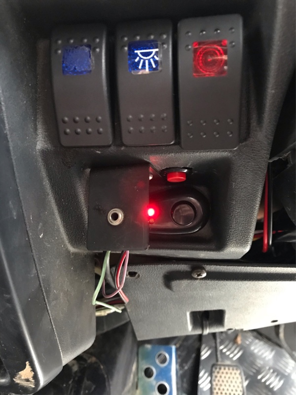Cob6ledストロボフラッシュライト取り付け スズキ ジムニー By サダ みんカラ