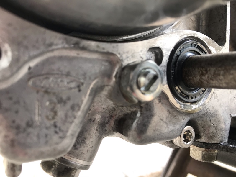 スーパーカブ 悲報 盛大にオイル漏れをやらかす ホンダ スーパーカブ50デラックス By Kozzi みんカラ