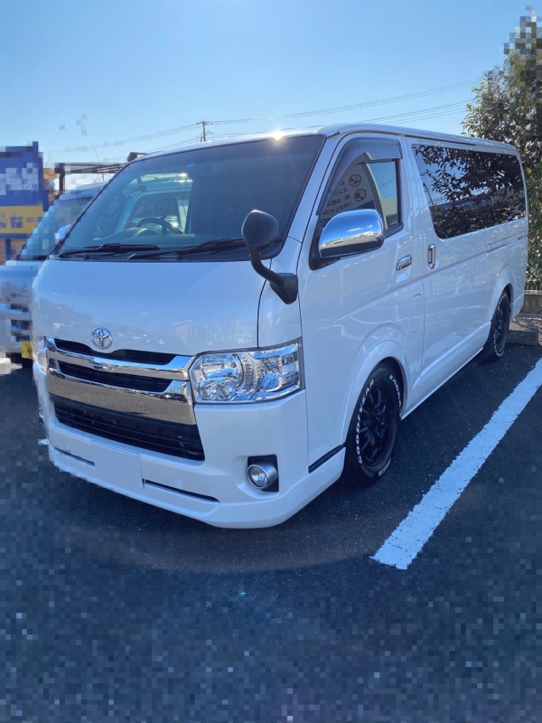 オーバーフェンダー取付けてみた（トヨタ ハイエースバン・H200