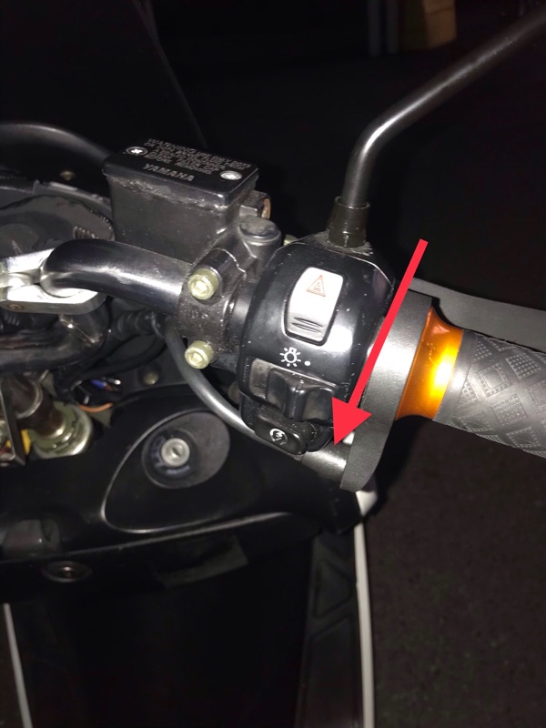 スロットルワイヤー調整 (マジェスティ125 Fi)(ヤマハ マジェスティ スロットルワイヤー調整 (マジェスティ125 Fi)(ヤマハ マジェスティ