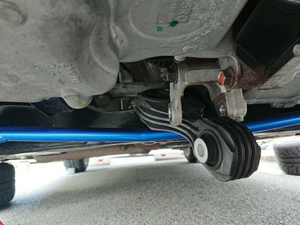 強化ピッチングストッパー取り付け（ホンダ フィット（RS））by