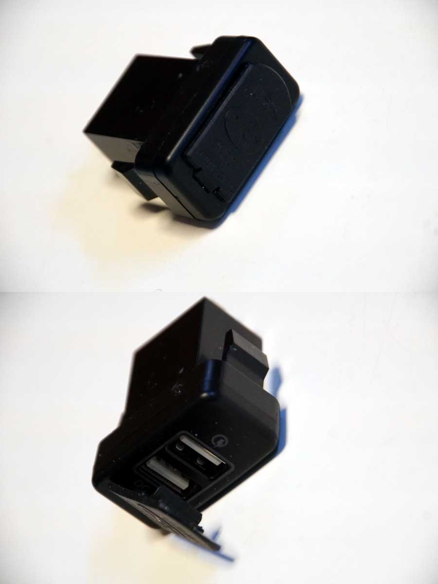 リアusbポート取り付け トヨタ エスティマ By ふみと81 みんカラ リアusbポート取り付け トヨタ エスティマ By ふみと81 みんカラ