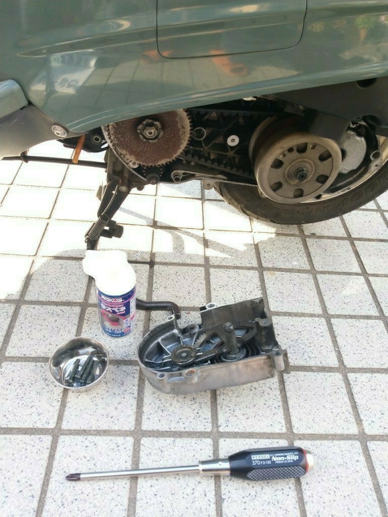 ①ハイスピードプーリー＆V強化ベルト装着(^^)v【作業開始