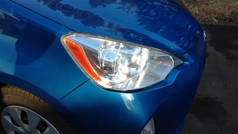 アクアNHP10前期【TOYOTA】トヨタPRIUS-C純正USルーフアンテナ2