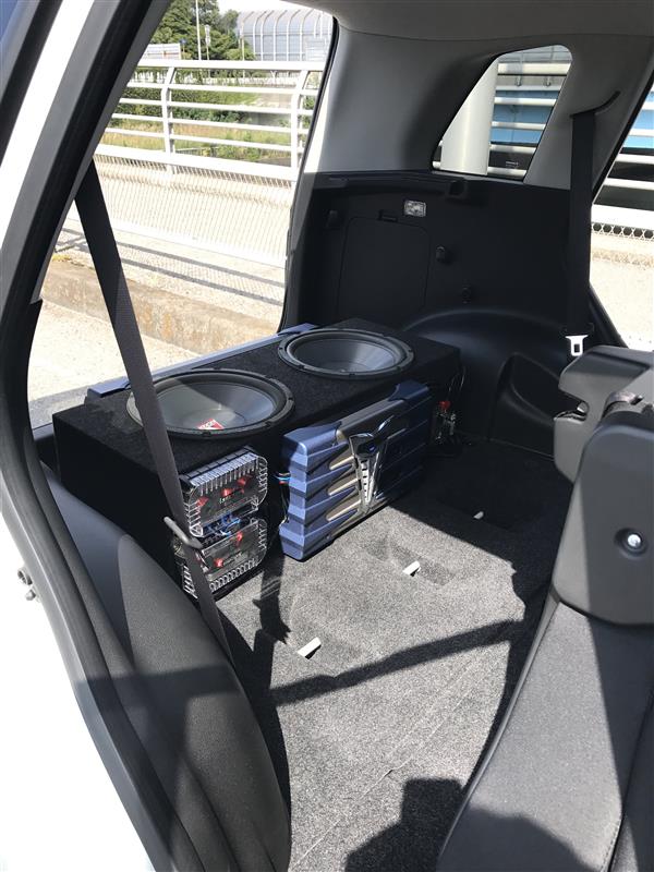 Amazon.com: Kicker 04SX9004 AMPLIFIER 225 WATTS X 4