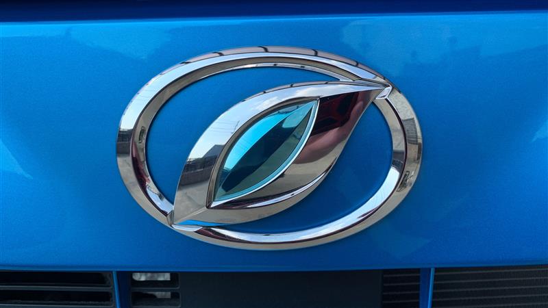 葉っぱのエンブレムをトヨタマークに変更 ダイハツ ミライース By ジョニー シェンカー みんカラ