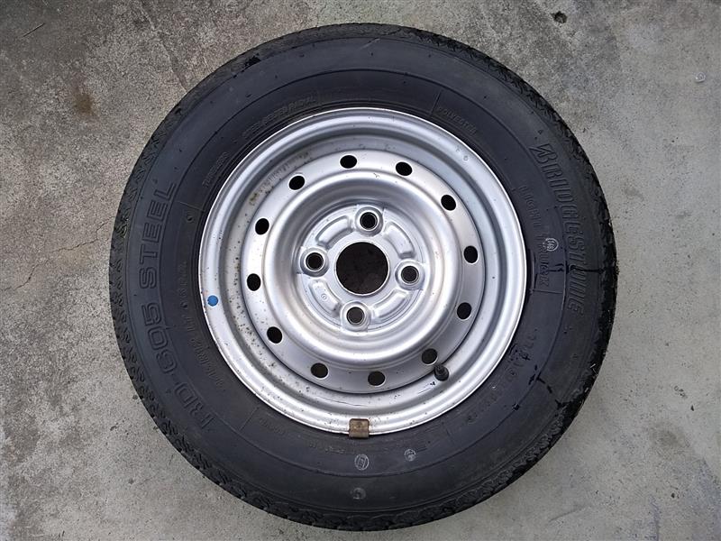 スズキ エブリー スペアタイヤ 刻印 A8C T125/70D14 93M 1本 スズキ エブリー スペアタイヤ 刻印 A8C T125/70D14 93M 1本