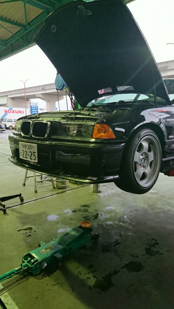 エンジンマウント交換 1（BMW 3シリーズ クーペ・E36）by ツ