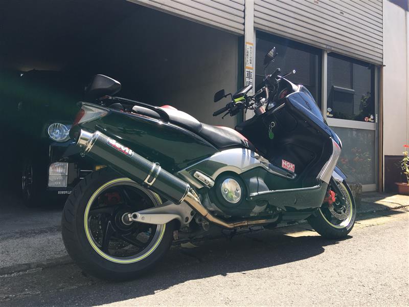 2020.6.10 先日ポチったdevil管に交換しましたぁ♪(ヤマハ TMAX 2020.6.10 先日ポチったdevil管に交換しましたぁ♪(ヤマハ TMAX