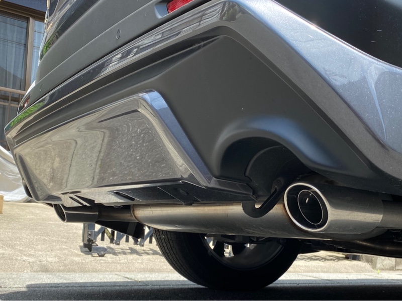 トヨタ純正 86用 マフラーカッター取り付け(その①)（トヨタ