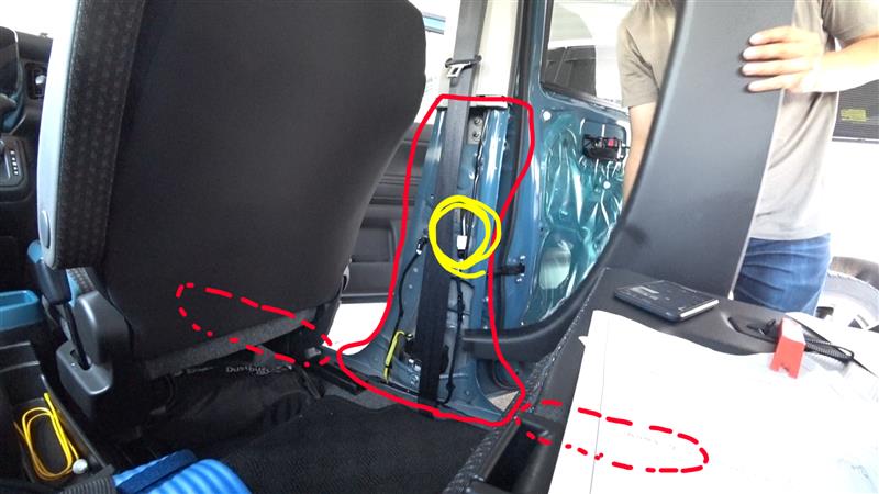 リアスピーカーハーネス取付とフロントスピーカーのリア移植(スズキ ...