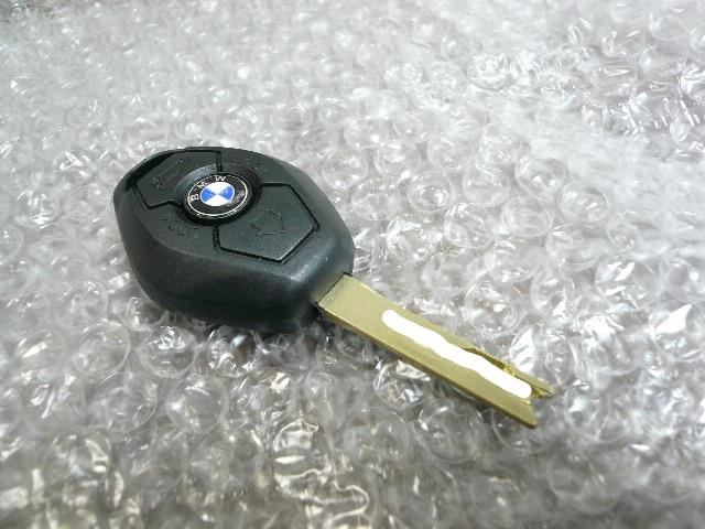 BMW純正 クリスタルクラリティー キーケース | Wright Company Inc.