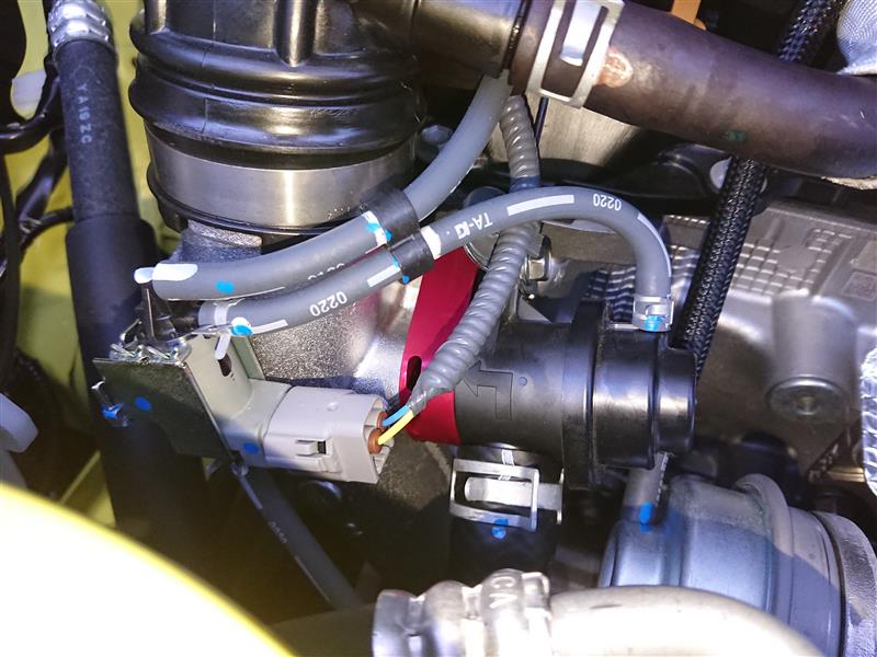 ｽｲﾌﾄｽﾎﾟｰﾂ ZC33S ﾌﾞﾛｰｵﾌﾊﾞﾙﾌﾞ大気開放ｱﾀﾞﾌﾟﾀ取付（スズキ