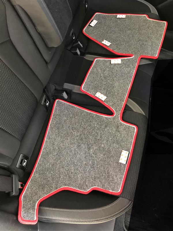 セール特価 新品スバルGT系インプレッサスポーツ用Sunland ダッシュボードマット ポリエステル素材 簡単装着 内装劣化防止 映り込み防止 セール特価 新品スバルGT系インプレッサスポーツ用Sunland ダッシュボードマット ポリエステル素材 簡単装着 内装劣化防止 映り込み防止