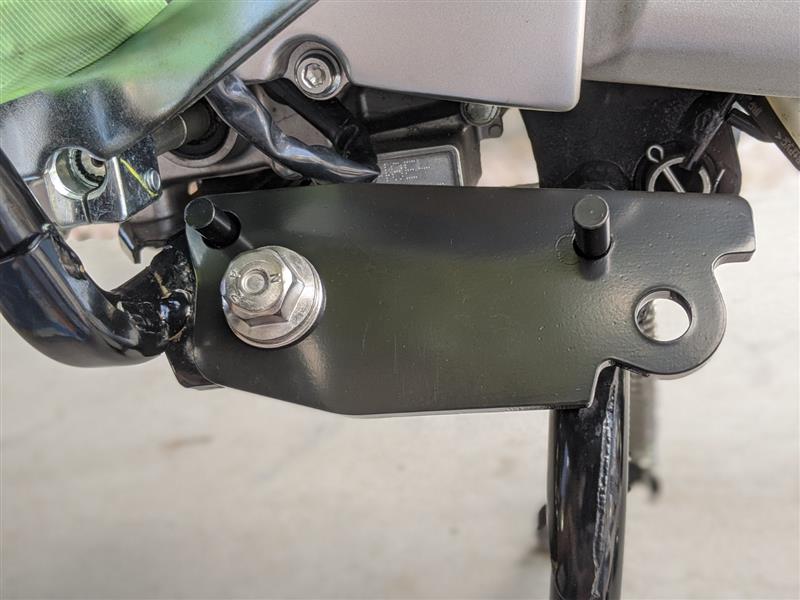 強化サイドスタンドブラケットを取付(ホンダ スーパーカブC125 強化サイドスタンドブラケットを取付(ホンダ スーパーカブC125