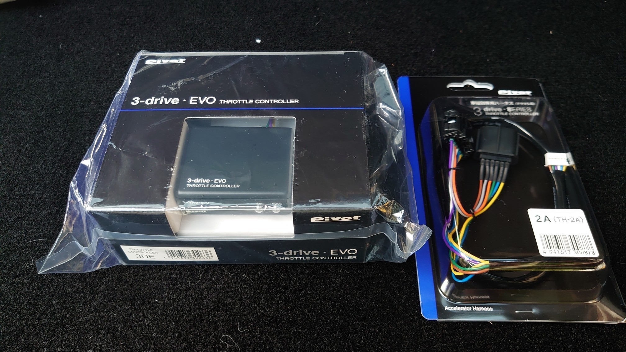当店在庫してます！ スロットルコントローラー Pivot 3drive ワゴン（DA17W evo(3DE) タイヤ・ホイール