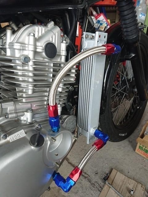 グラストラッカー　ボルティー　ST250　オイルクーラーEARL'S アールズ グラストラッカー ボルティー ST250 オイルクーラーEARL'S
