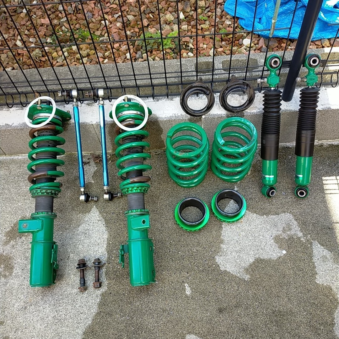 純正2WD後期サスに交換(トヨタ アルファードハイブリッド・30系 純正2WD後期サスに交換(トヨタ アルファードハイブリッド・30系