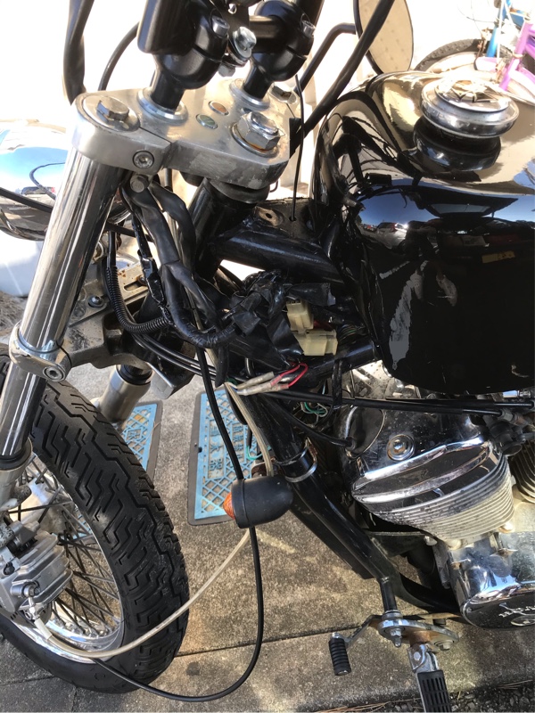 おしゃれ スティード400 NC26フロントフォーク トリプルツリー