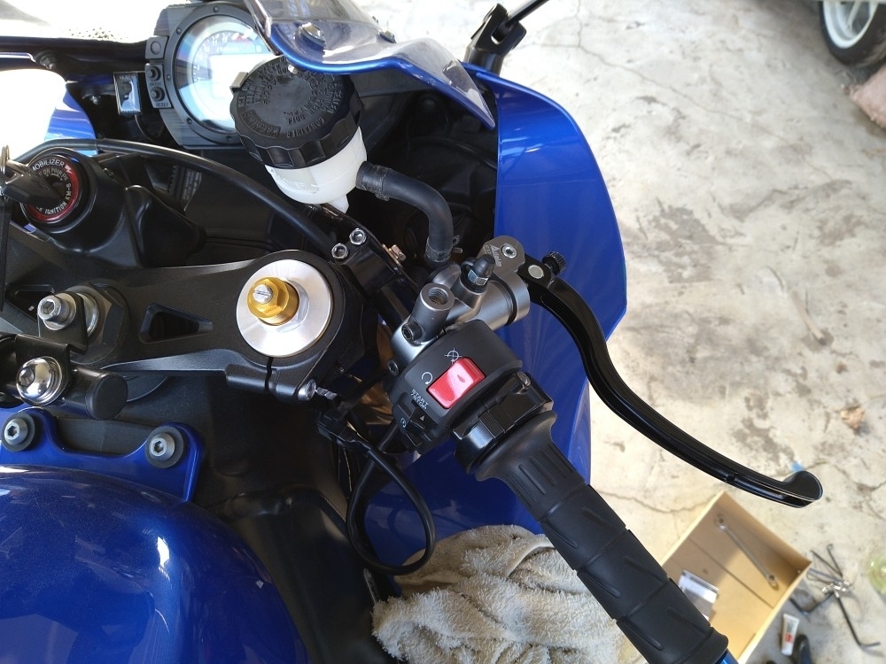 ラジアルマスター取り付け〜その2〜（カワサキ ZX-10R）by タツ