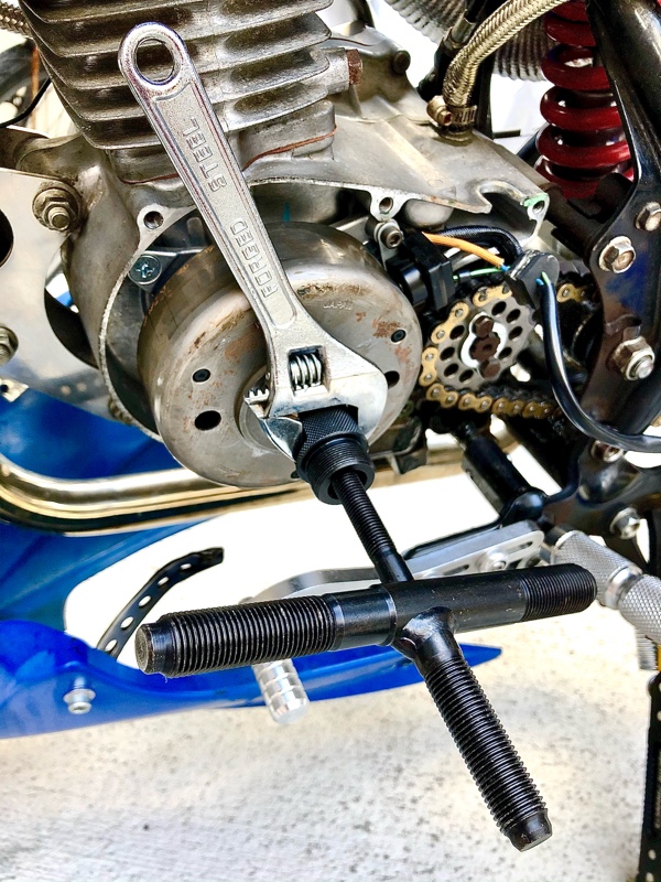 武川スーパーストリートアウターローター取付（ホンダ エイプ50